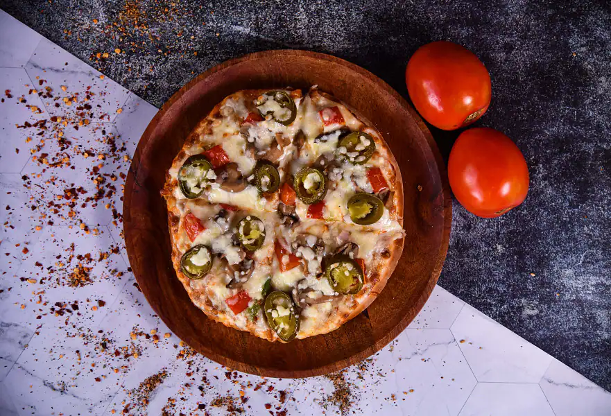 Farm House Veg Hot N Spicy Pizza