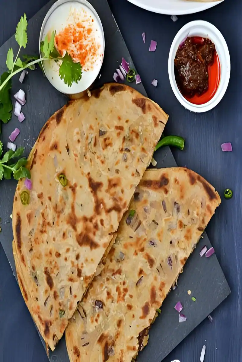 Pyaaz Paratha