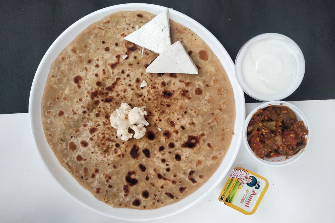 Special Paneer Paratha Combo