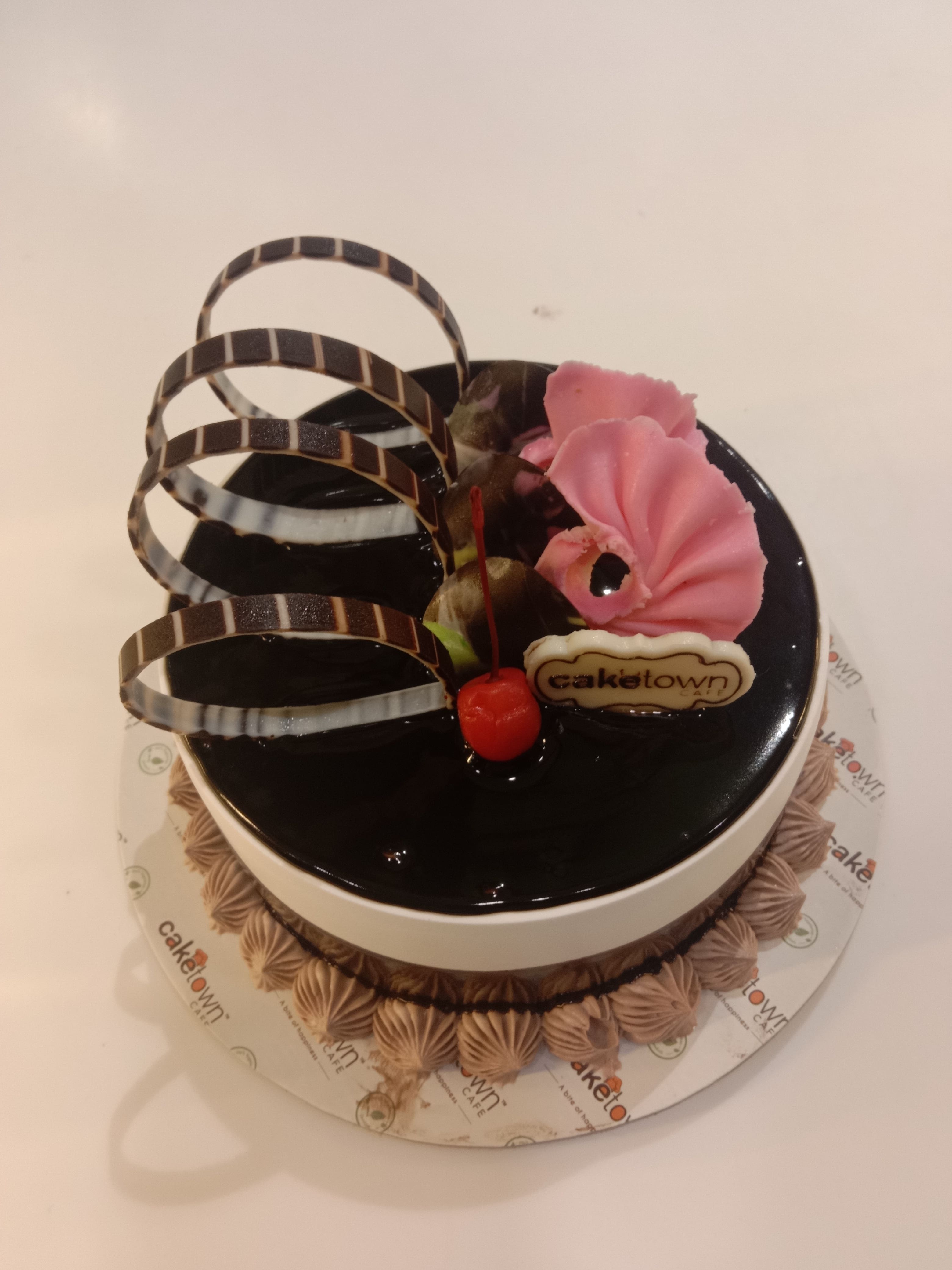 Update 124+ cake town cafe pratapgarh super hot in.eteachers