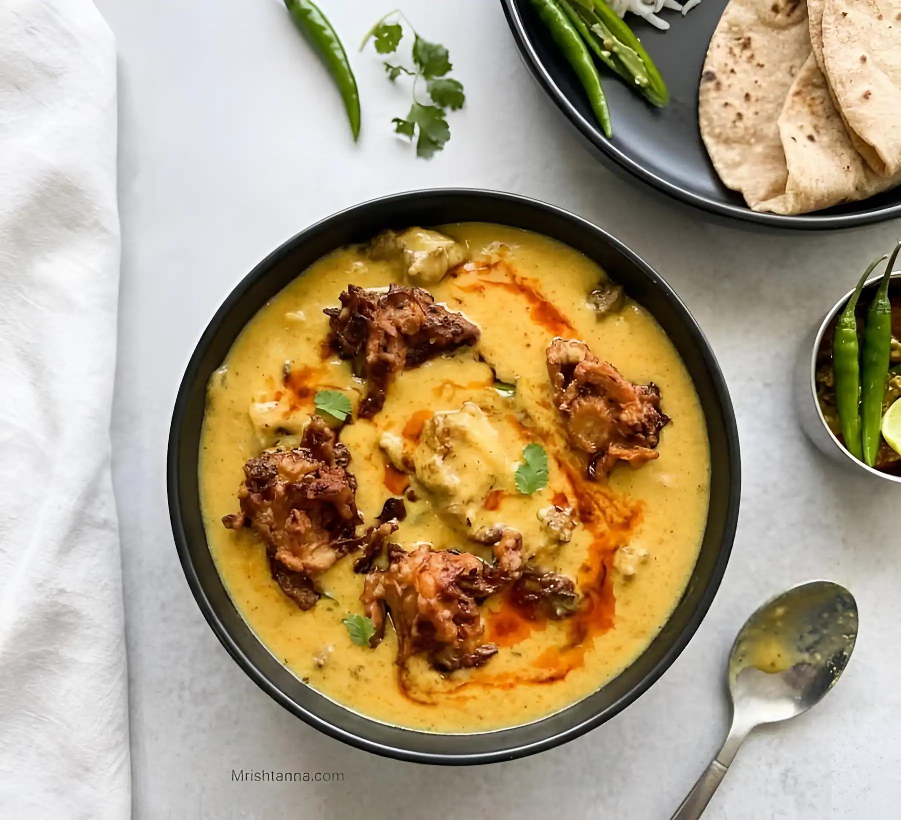 Kadhi Pakoda