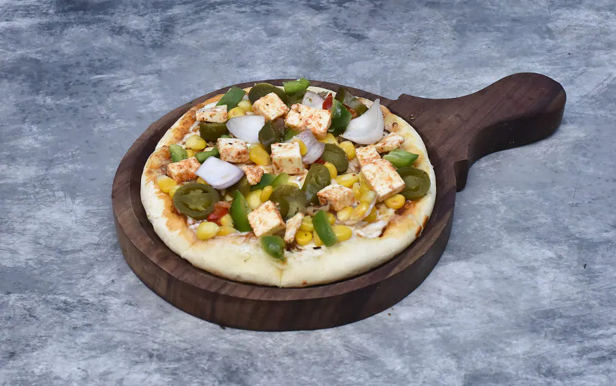 Peri Peri Paneer Pizza