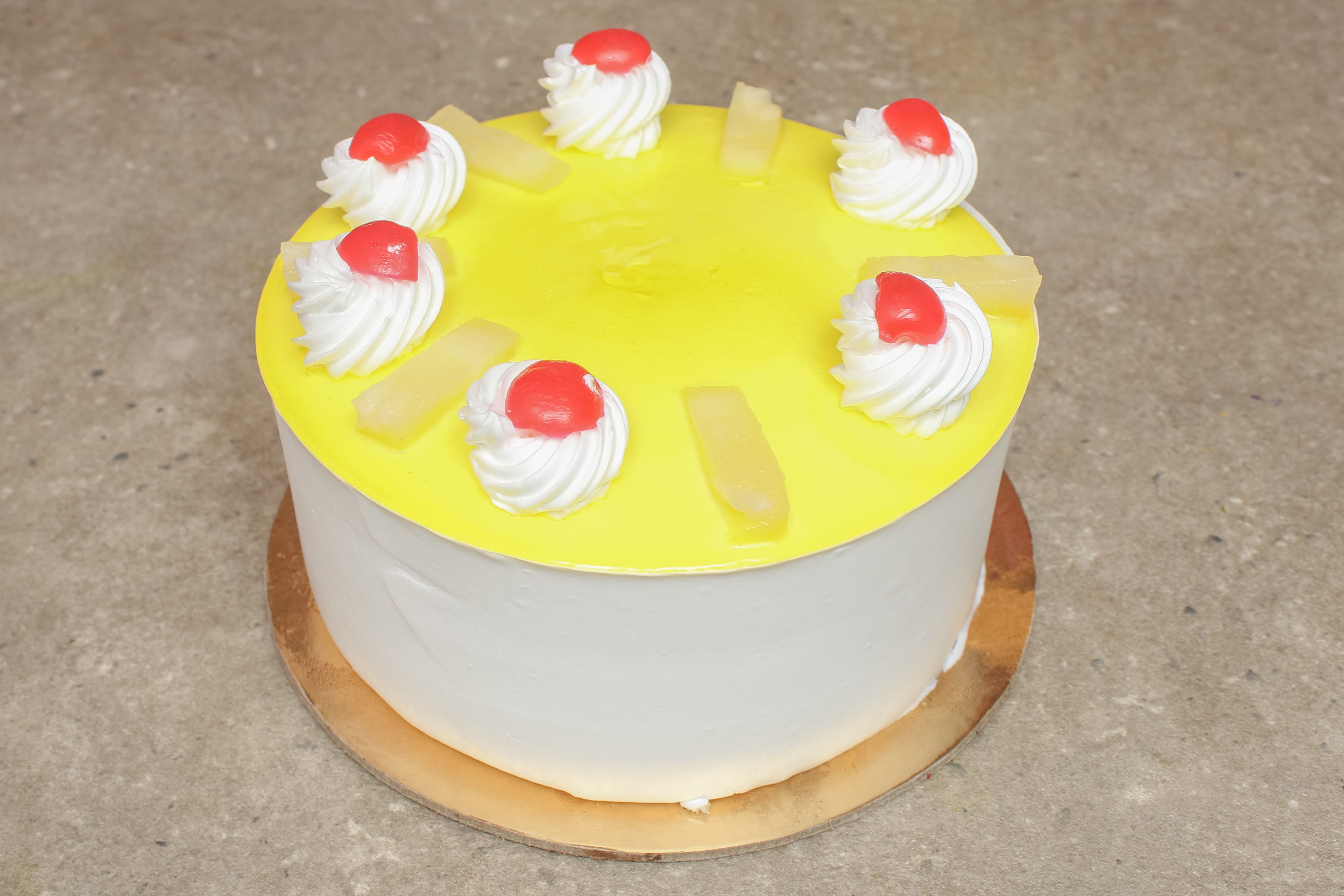 Buy Eggless (Veg) Do talla Cake +plastic Knife online from Jyoti Variety  Store(prity Pari cake Shop)