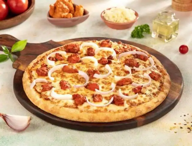 Chicago Chicken Has Landed Pizza