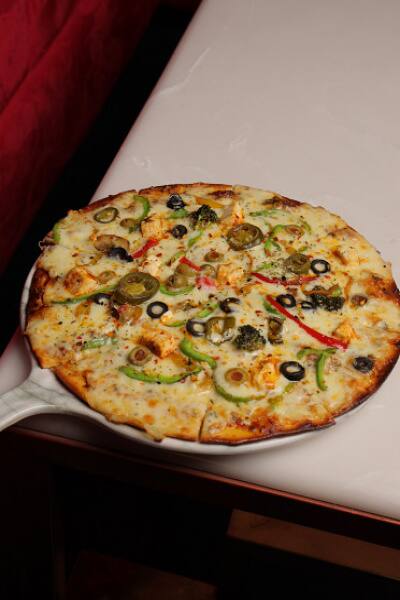 Veg Roasted Pizza (12 Inch)