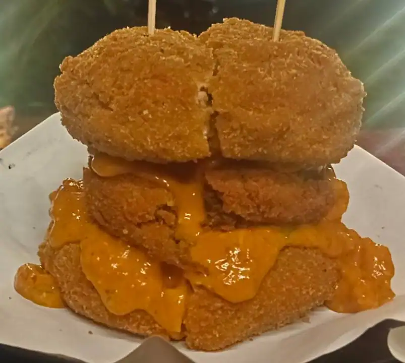 Johnny'S Burger Point