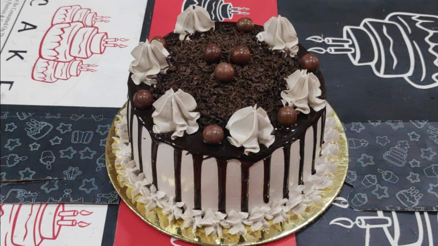 Hambourg cake - Taste that Amazes You 🥳 🎉 🍰 ——— 📌•Rabieh... | Facebook