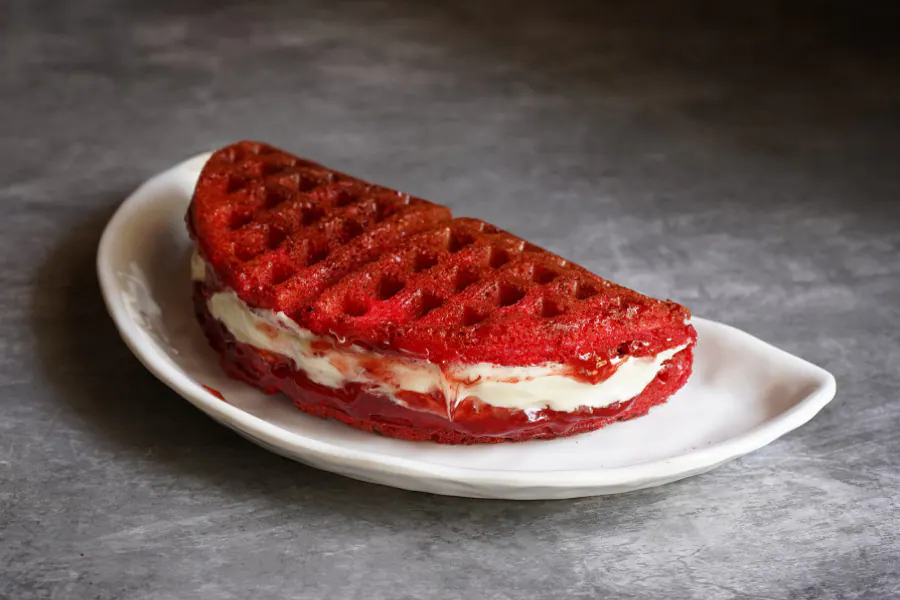Berry & Redvelvet Waffle Sandwich