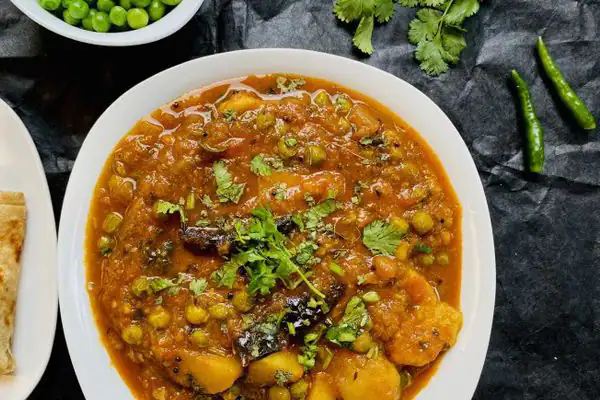 Aloo Matar Tamatar