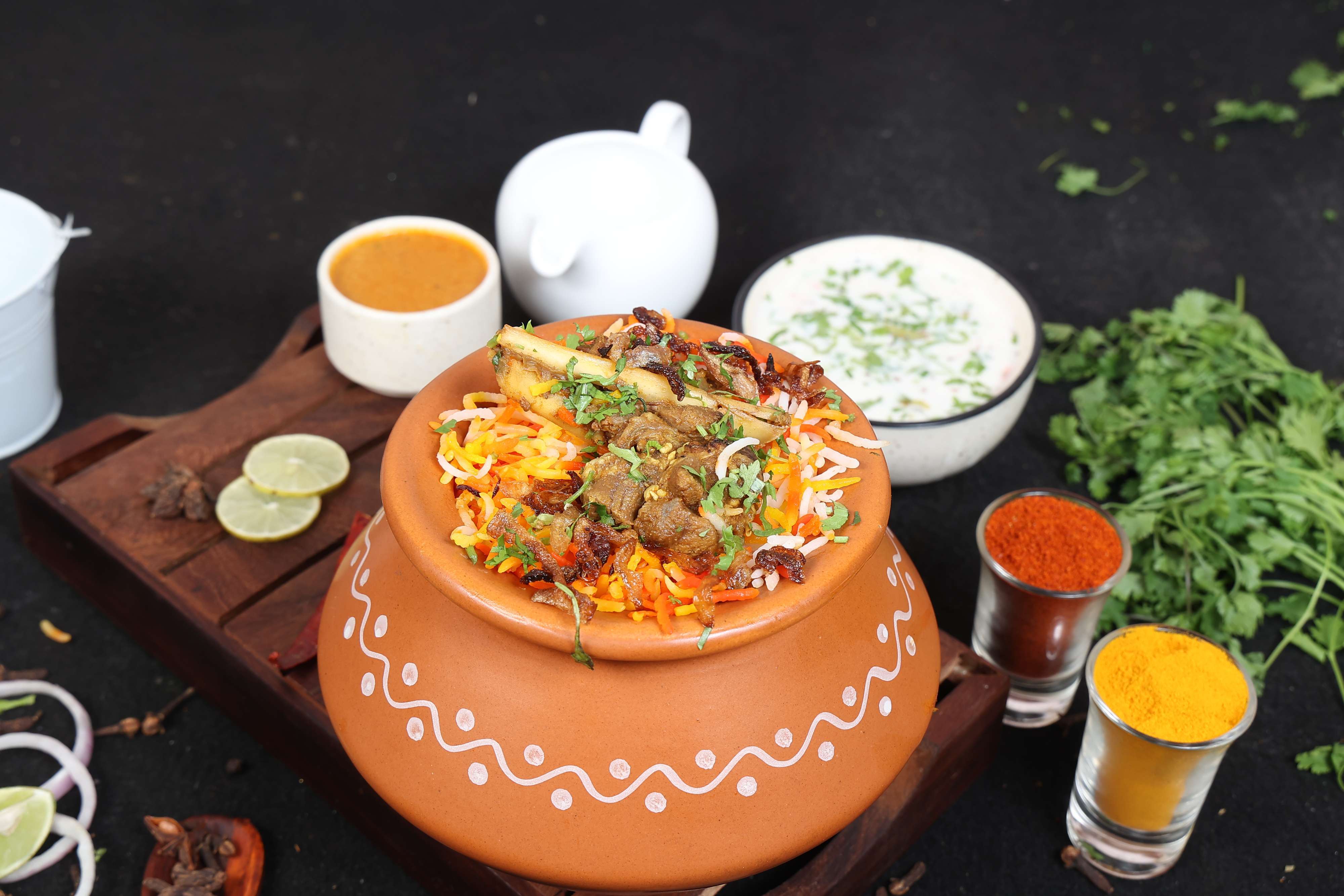 Mutton Gosht Dum Biryani Handi (boneless)