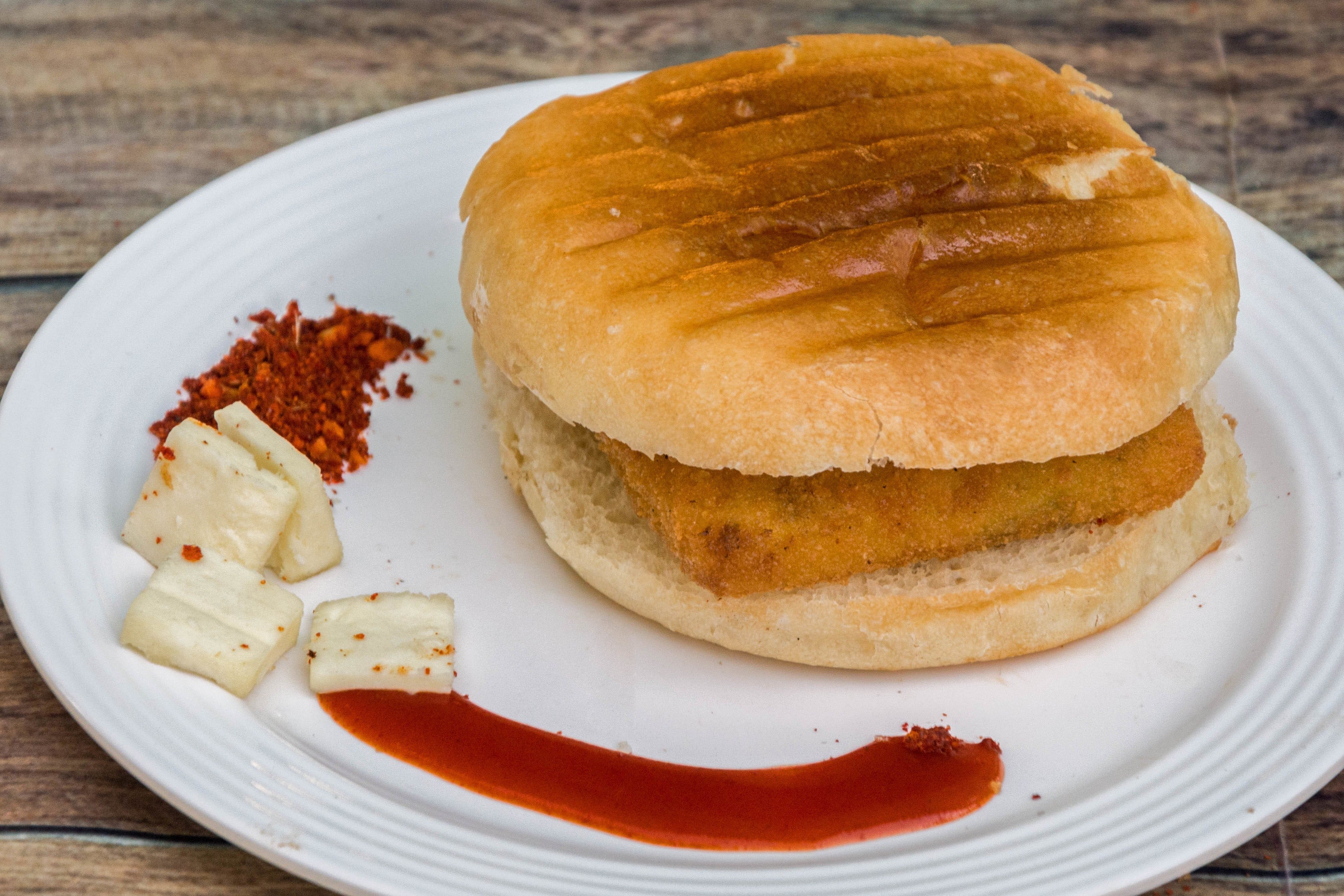 Goli Vada Pav No. 1, Ayodhya Nagar order online - Zomato