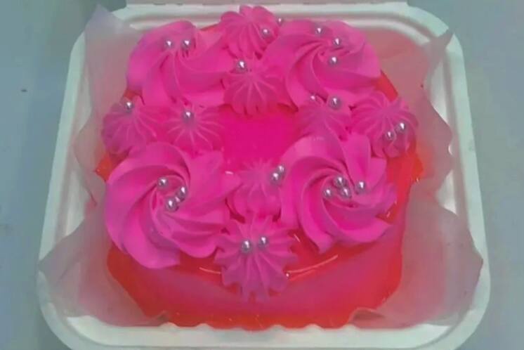 Buy/Send Happy Birthday Krishna Cake Online @ Rs. 2414 - SendBestGift