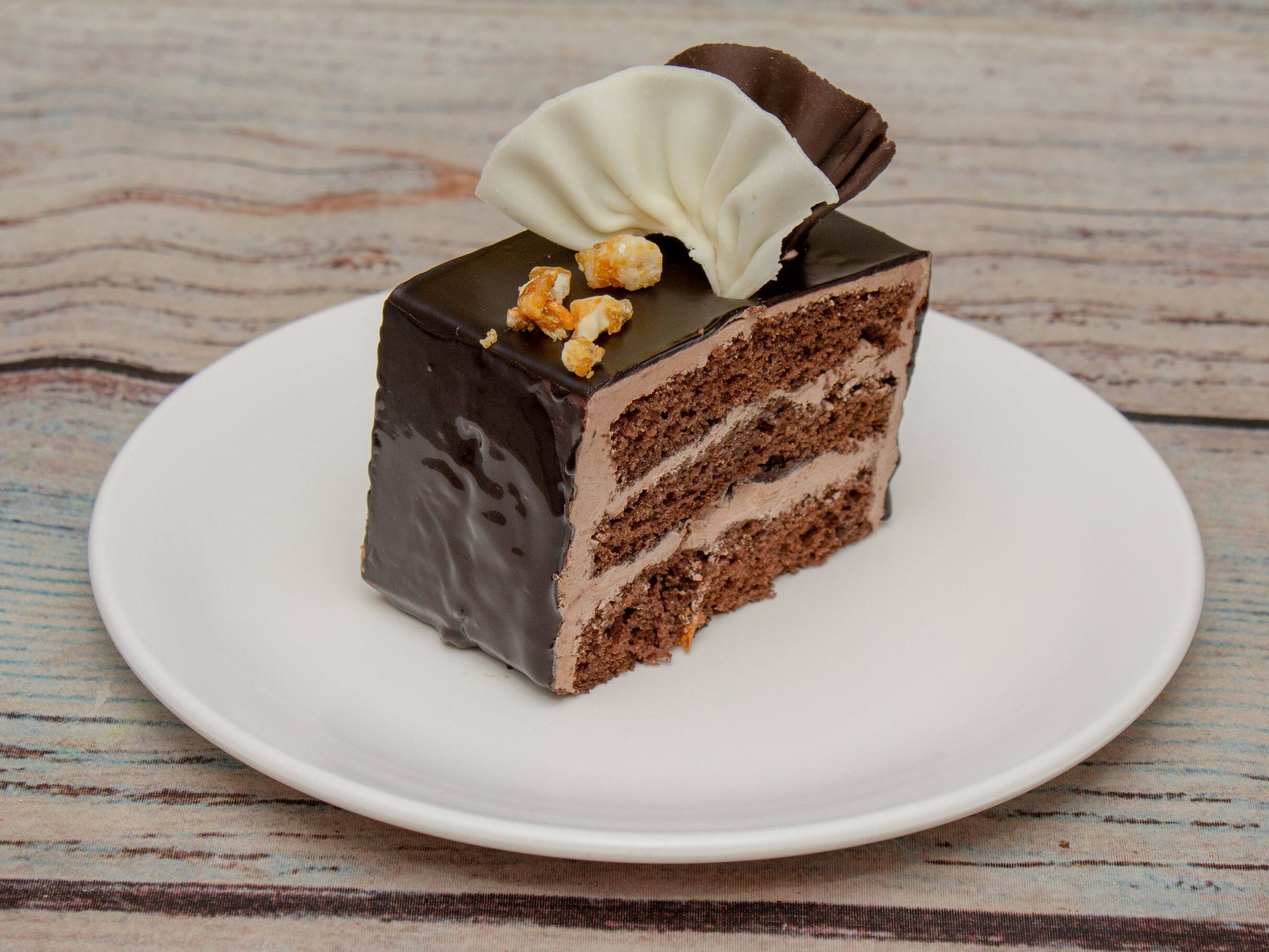 Find list of Mio Amore Cake Shop near Dakshinapan Shopping Complex-Jodhpur  Park, Kolkata - Justdial