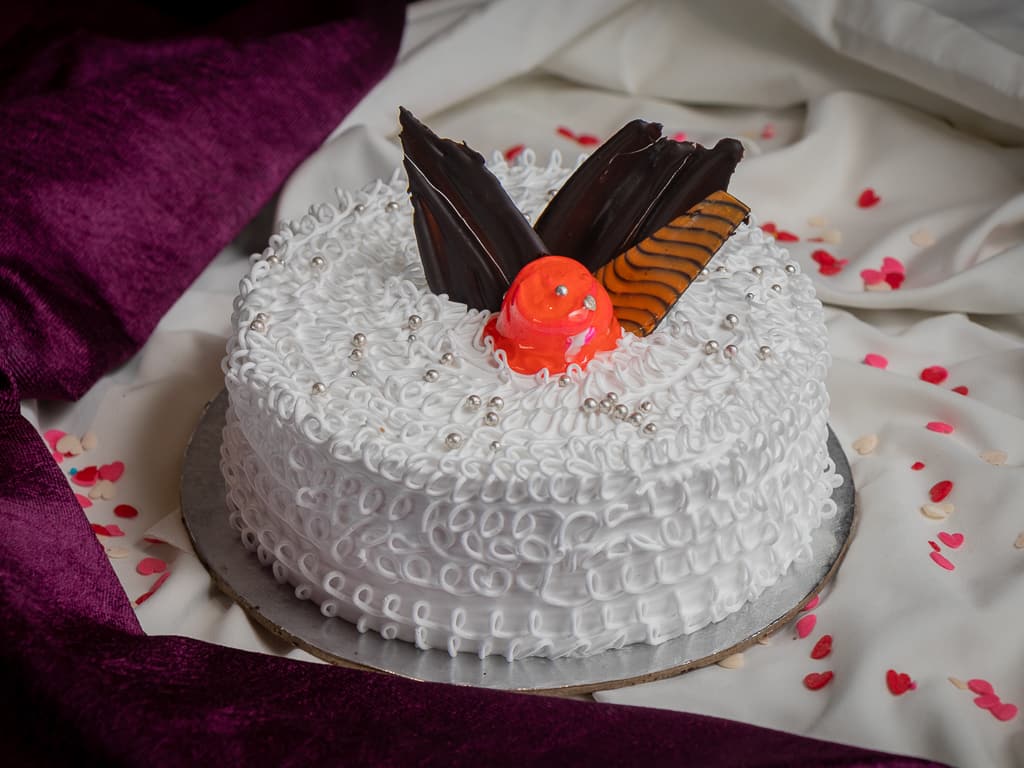 Laxmi Cake Shop, Ratu order online - Zomato