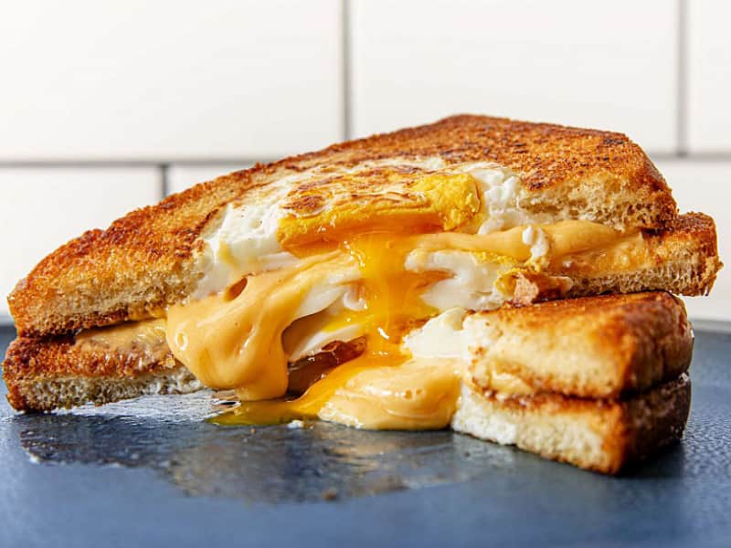 Classic Egg & Cheese Sandwich