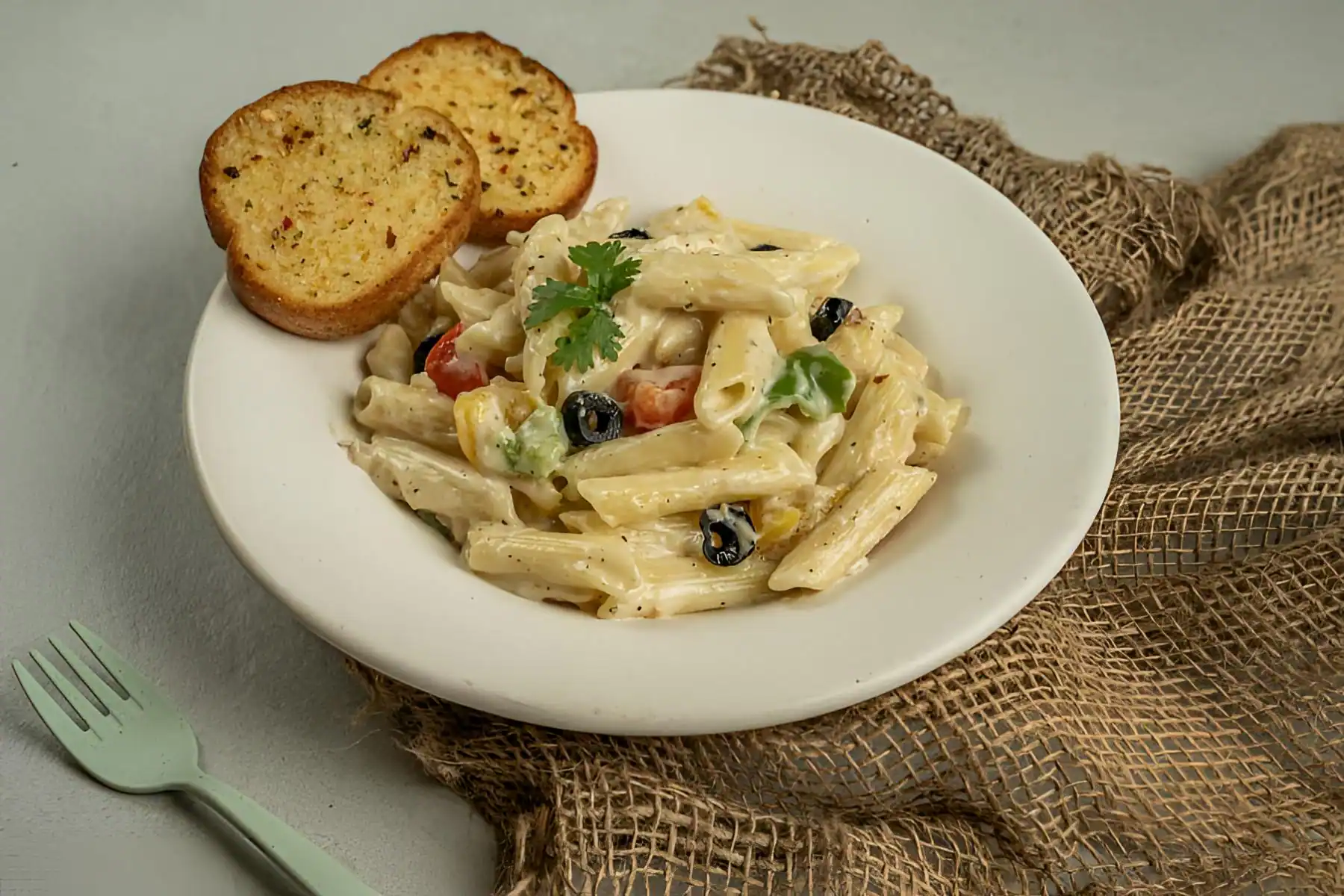 Penne Alfredo (white Sauce)(also In Jain)