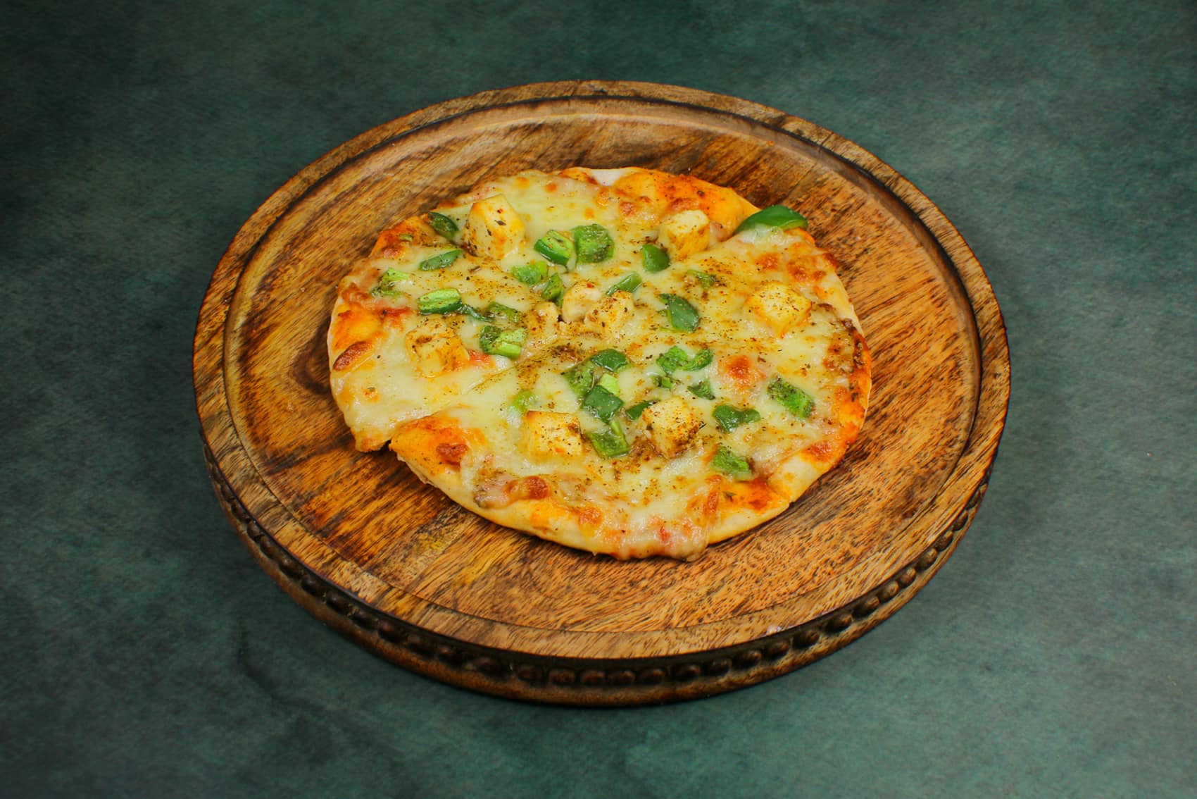 Capsicum Paneer Pizza [4 Slices, 5 Inches]