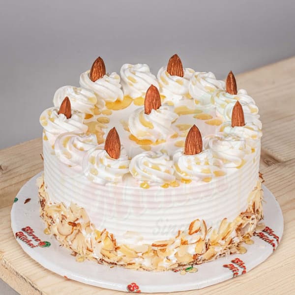 Butterscotch Cake | Vanilla Butterscotch Cake | Order Birthday Cake Online  – Liliyum Patisserie & Cafe