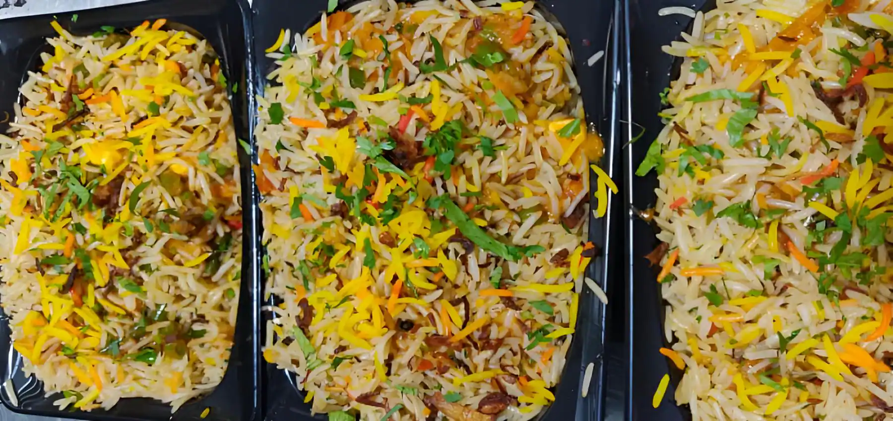 Vegetable Biryani With Raita