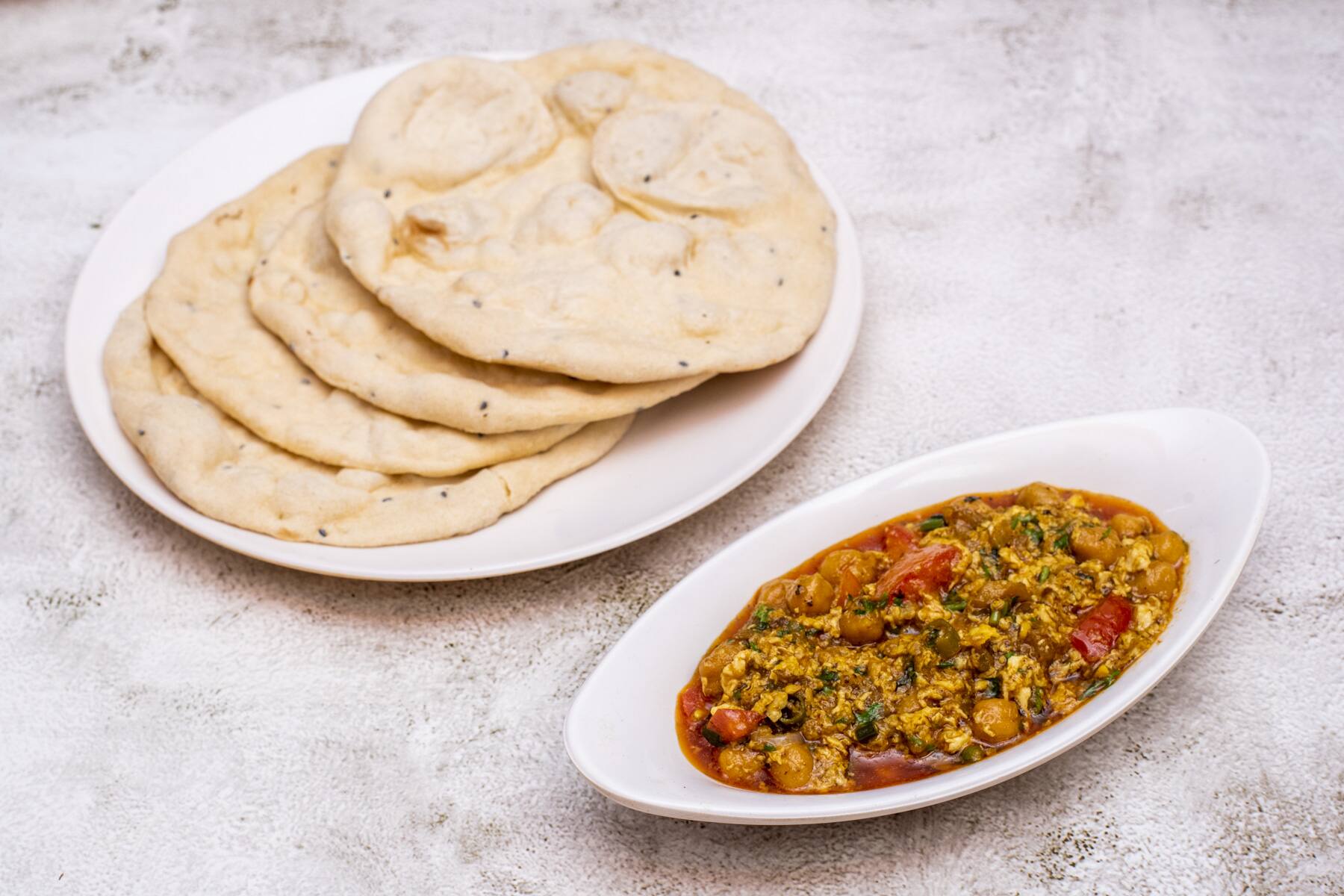 Egg Chana With Tandoori Ruti 4 Combo