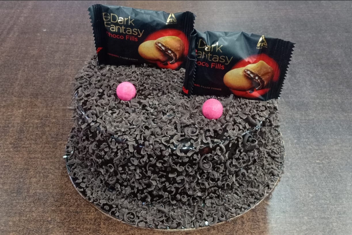 Dark Fantasy Cake | 3 Ingredients Dark Chocolate Cake l Dark fantasy  Biscuit Cake | Biscuit Cake - YouTube