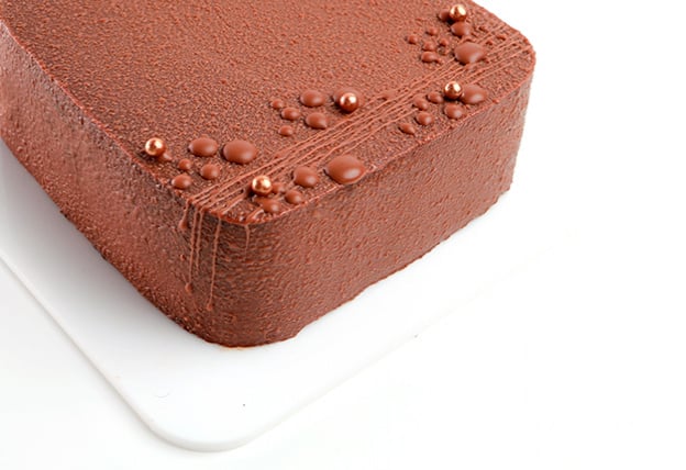 Buy Chocolate Blast Cake| Online Cake Delivery - CakeBee