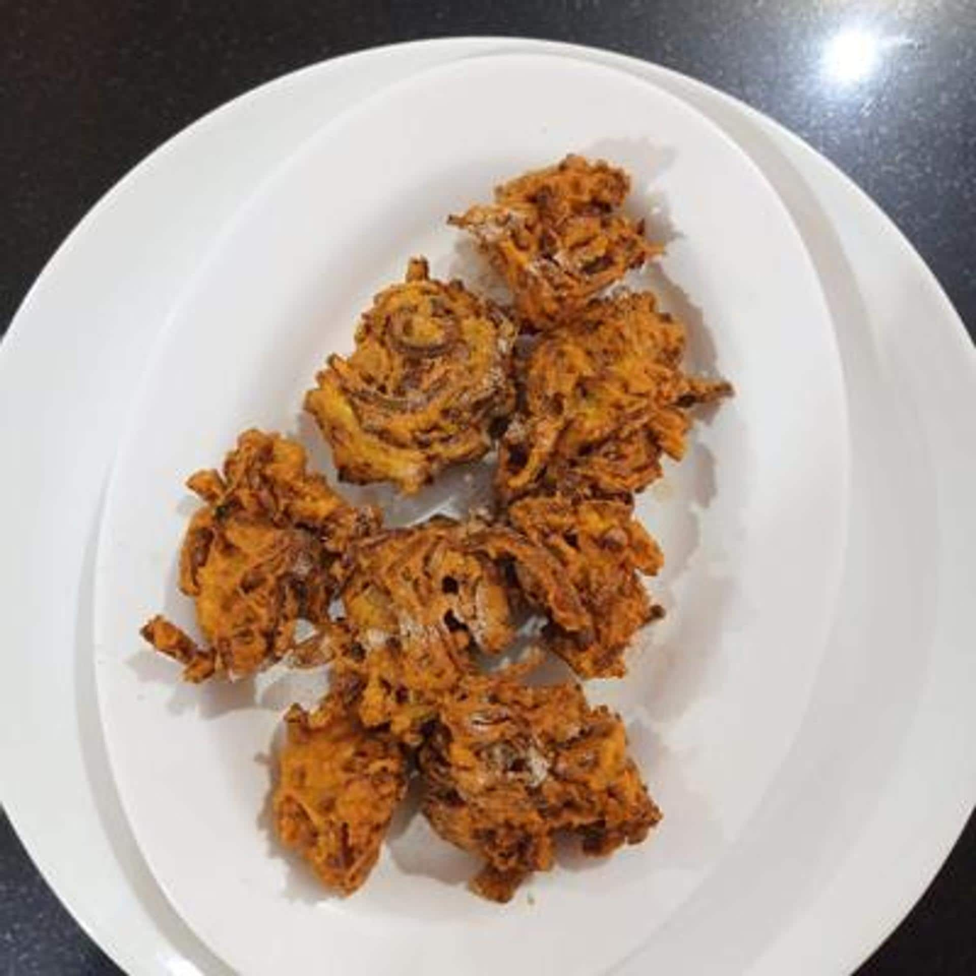 Onion Pakoda [8 Pieces]