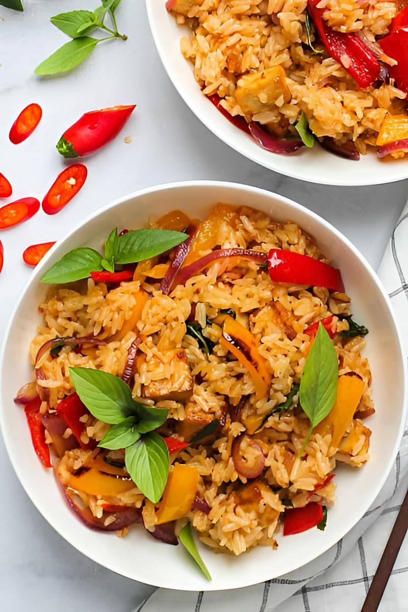Chicken Chilli Basil Fried Rice [750 ML]