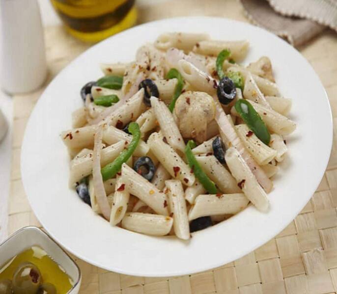 White Sauce Penne Pasta - Veg