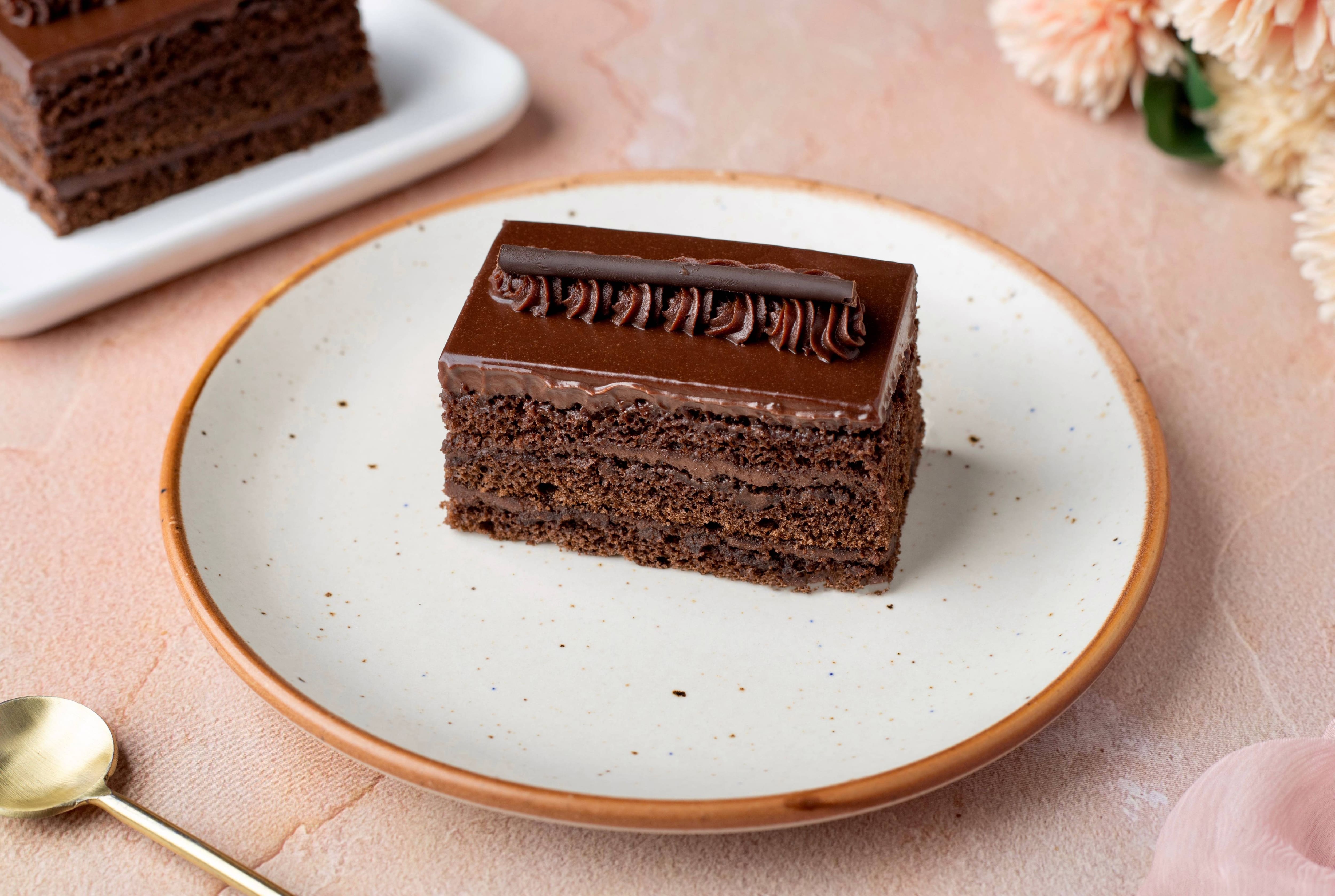 Jalal sons Chocolate cake || Chocolate cake || #chocolatecake #cake #baking  #shorts - YouTube