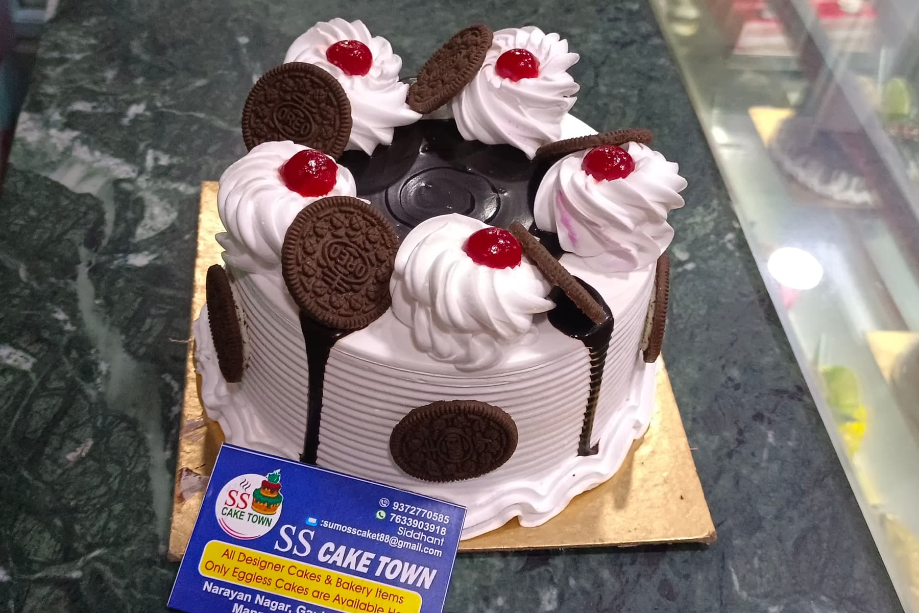 Buy Town Cake Oman | Best Town Cake in Oman | Modern Oman Bakery