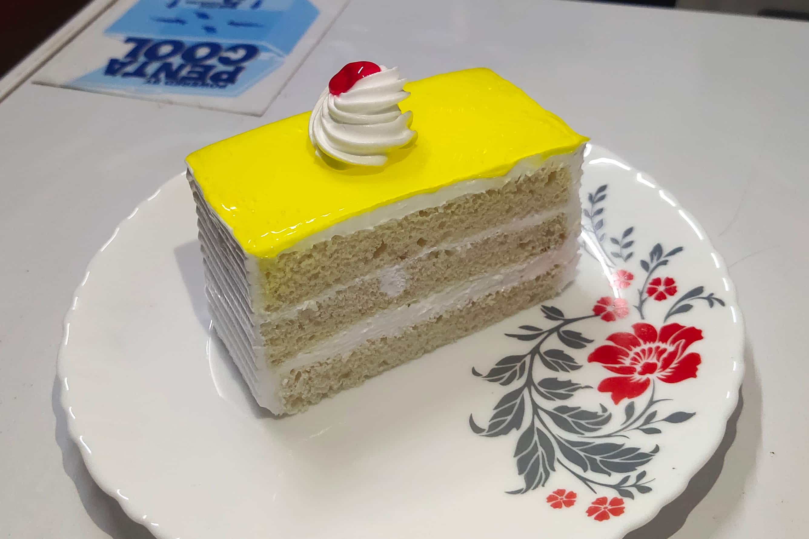 Cupcake Girl Cake | Novelty cakes, Themed cakes, Amazing cakes