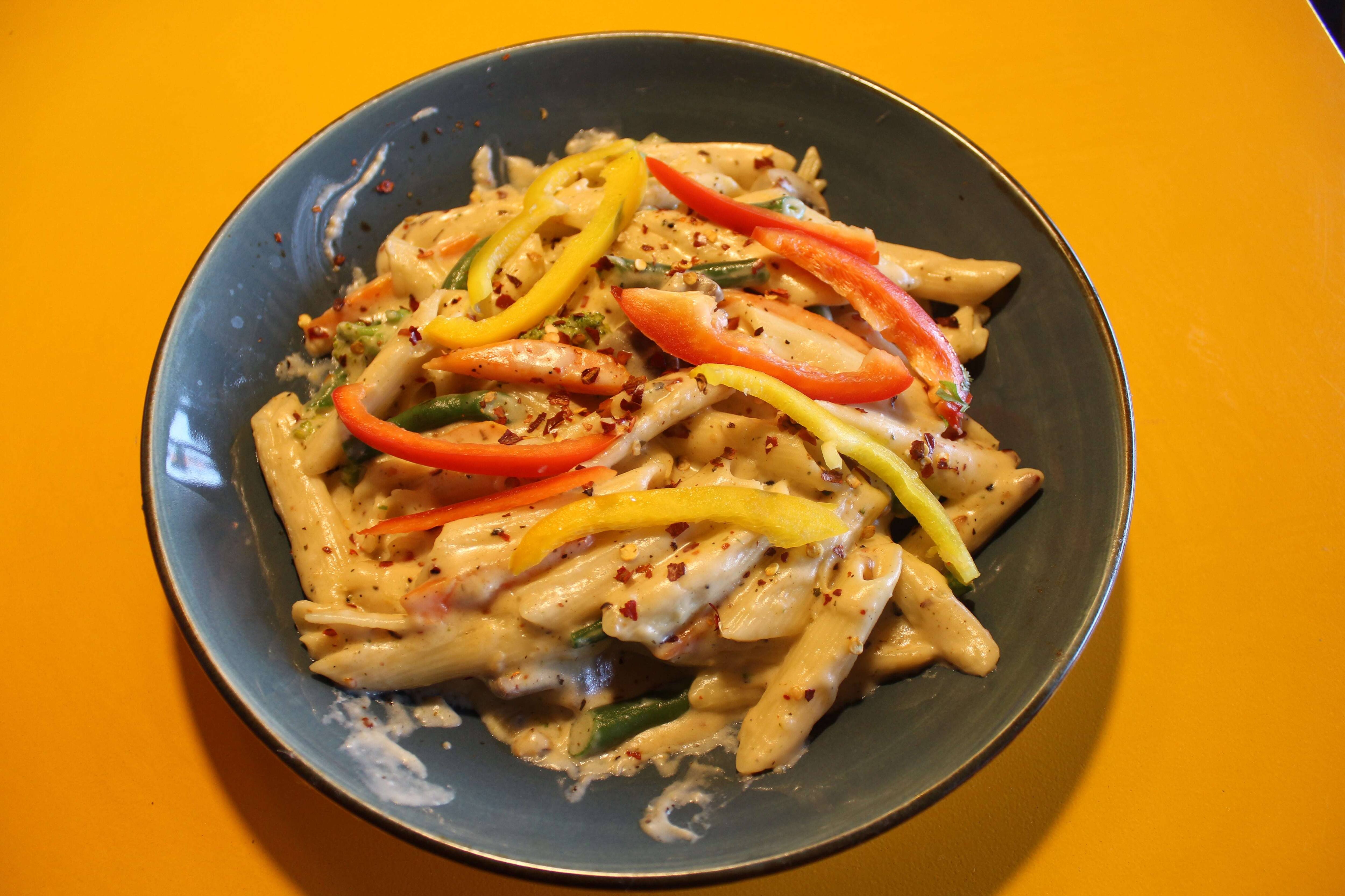 White Sauce Pasta