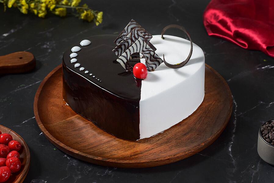 3 Tier Chocolate Truffle Cake Home Delivery | Indiagift