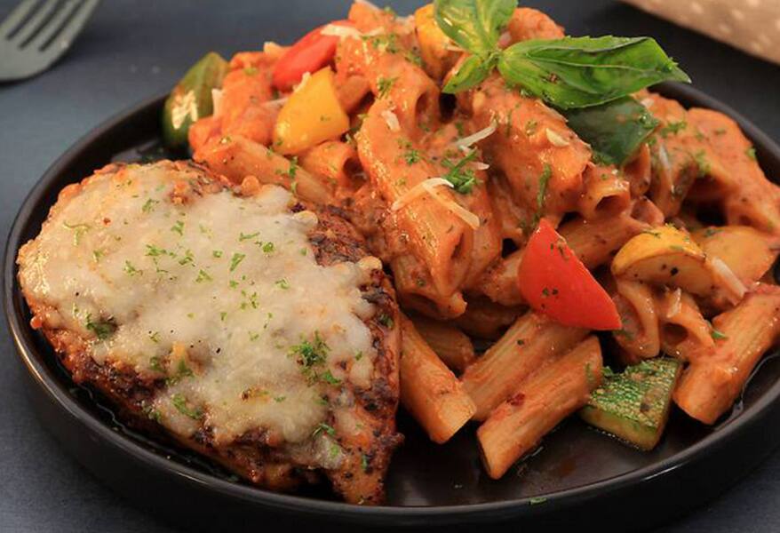 Cheesy Chicken Pasta