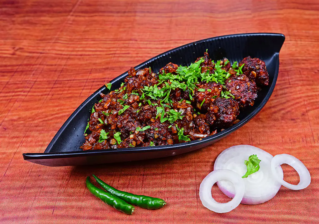 Veg Manchurian [14 Pieces]