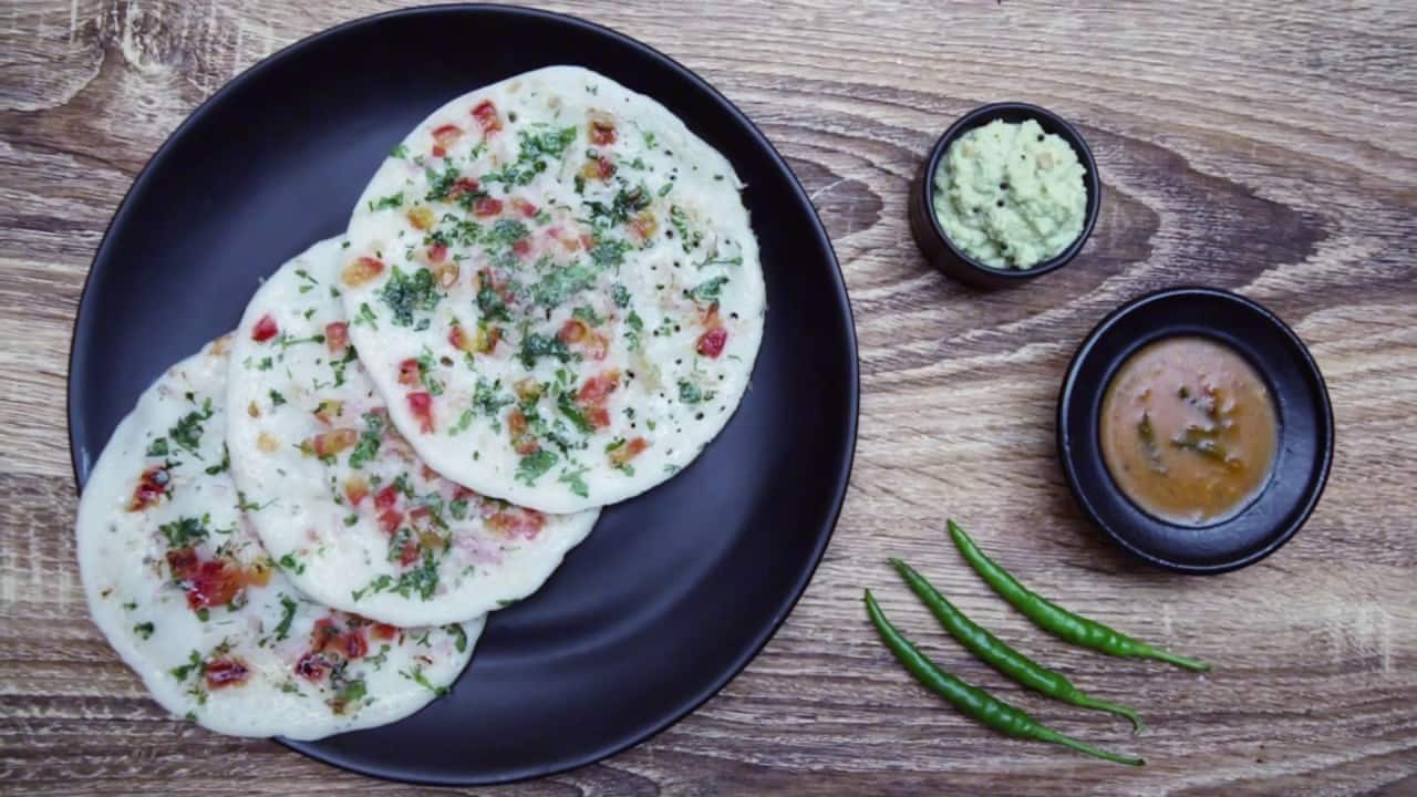 Tomato Uttapam