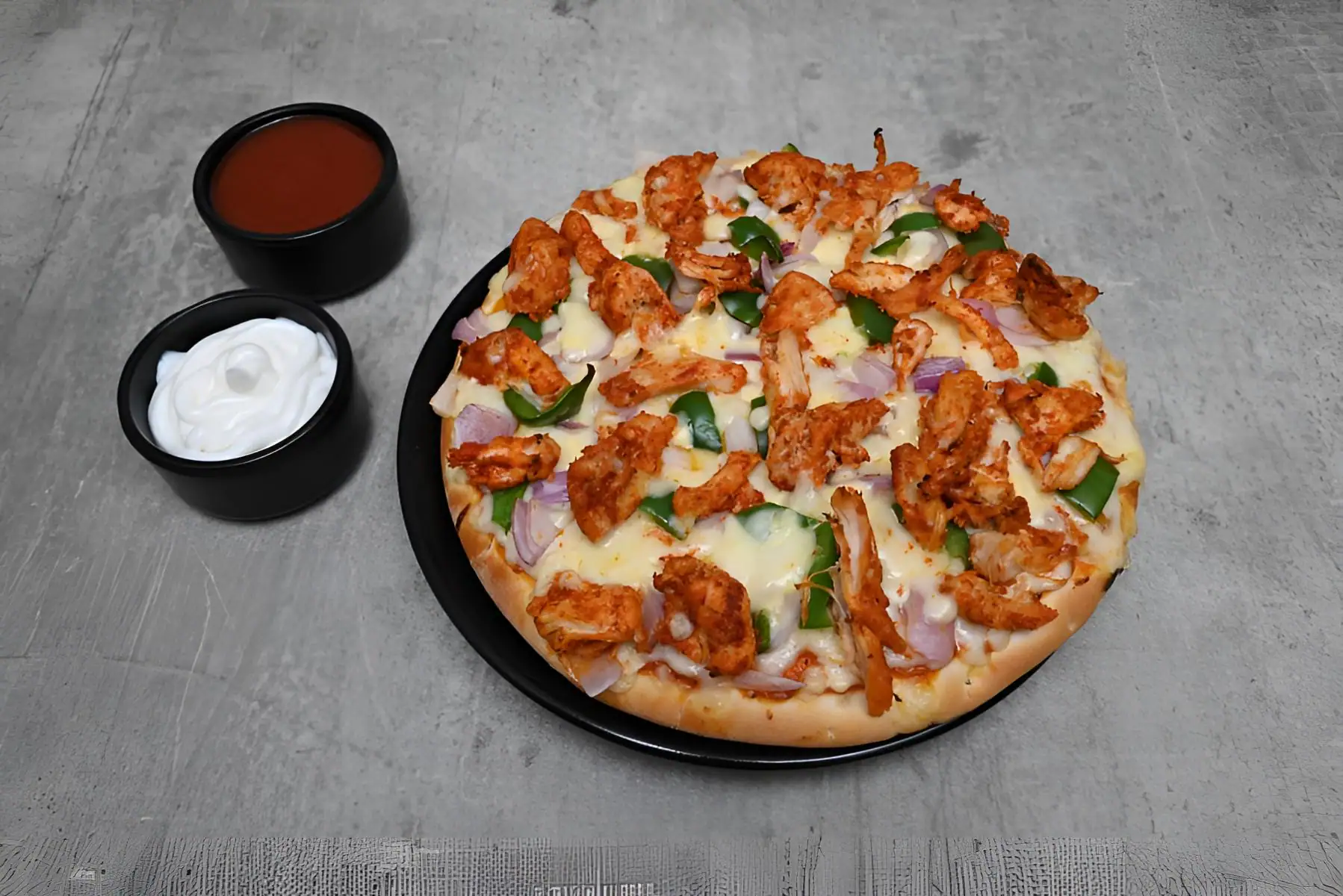 Chicken Capsicum Onion Cheese Pizza
