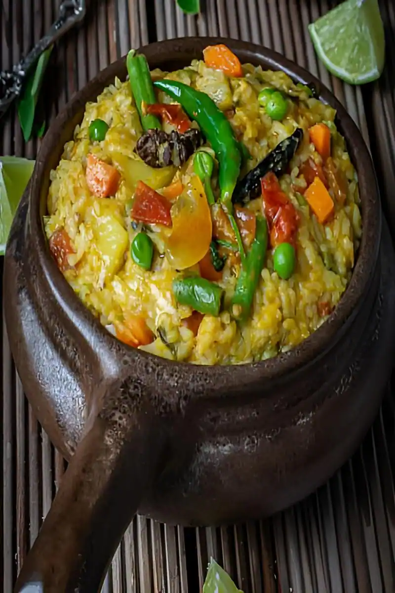 Maggi Masala Chatpati Khichdi