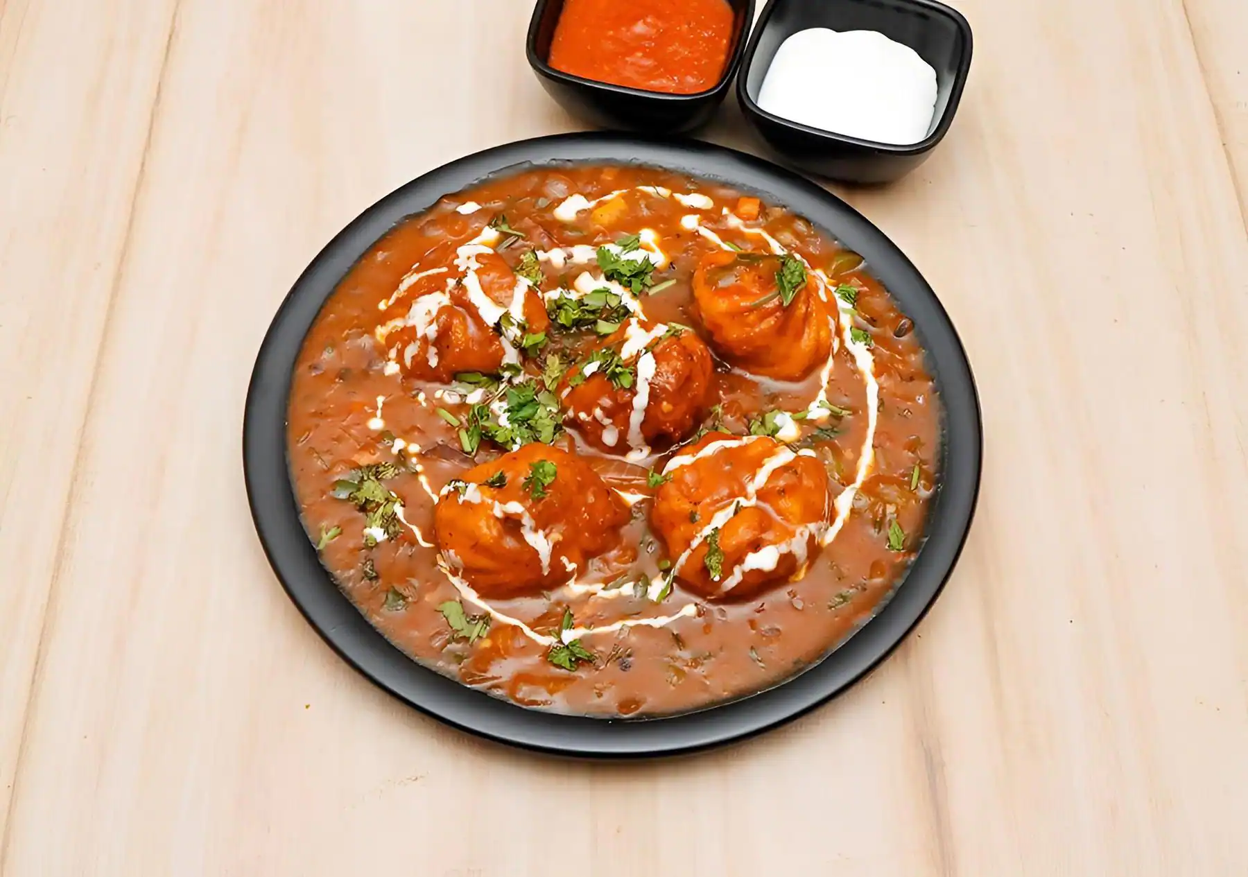 Veg Gravy Momos