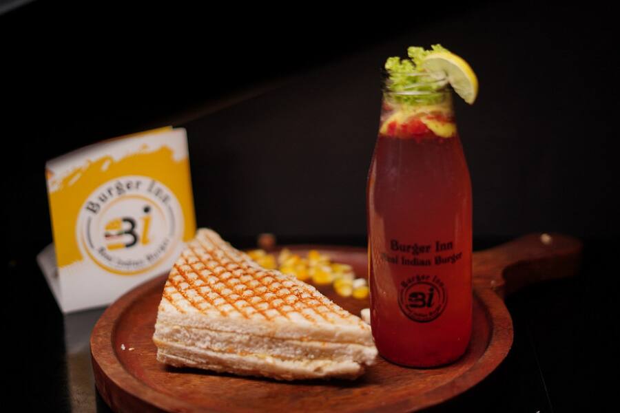 Cheese Sandwich+Chilli Gauva