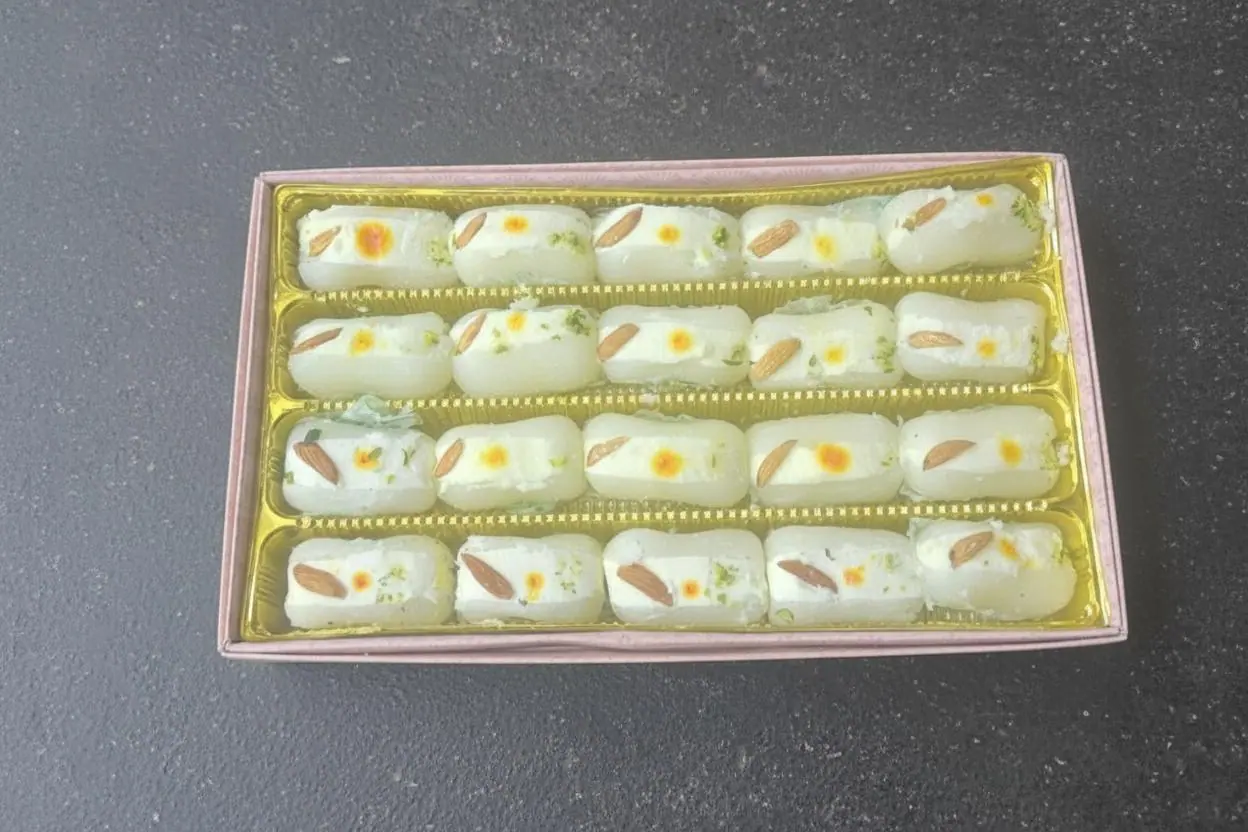 Khoya Filled Rasgulla