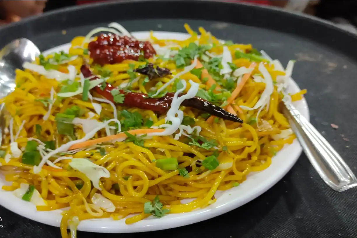 Veg Singapur Noodles