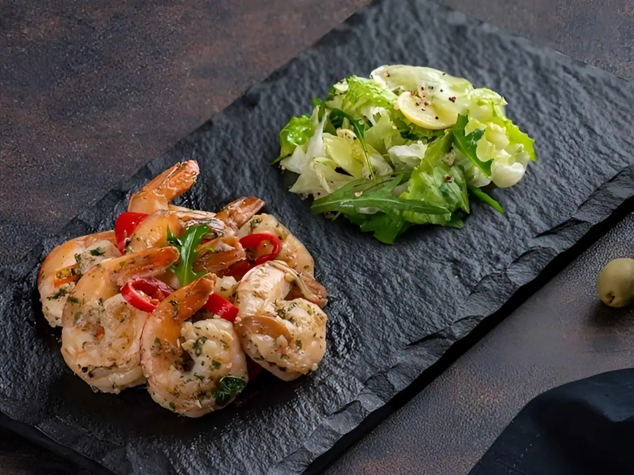 D'Oliva Chilli Garlic Prawns(8 Pcs)