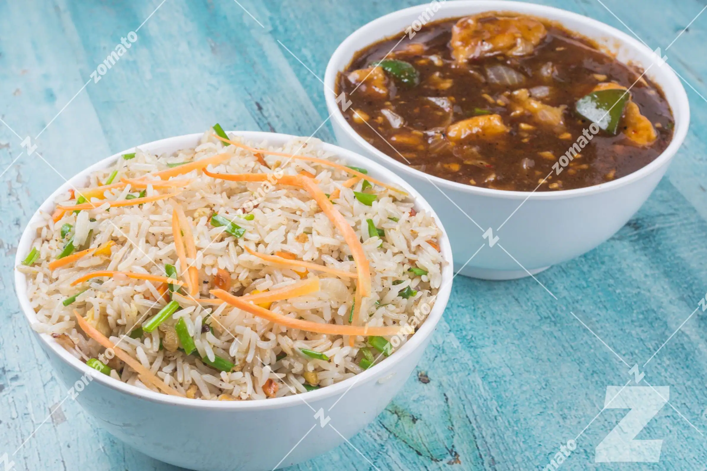 Veg Fried Rice With Boneless Chilli Chicken [3 Pieces]