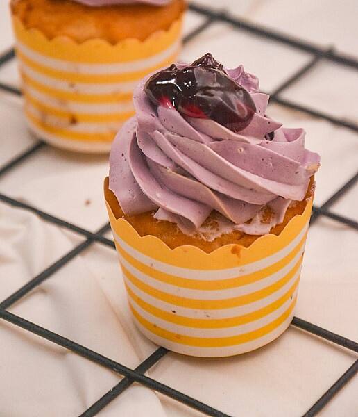 Blueberry Cupcake