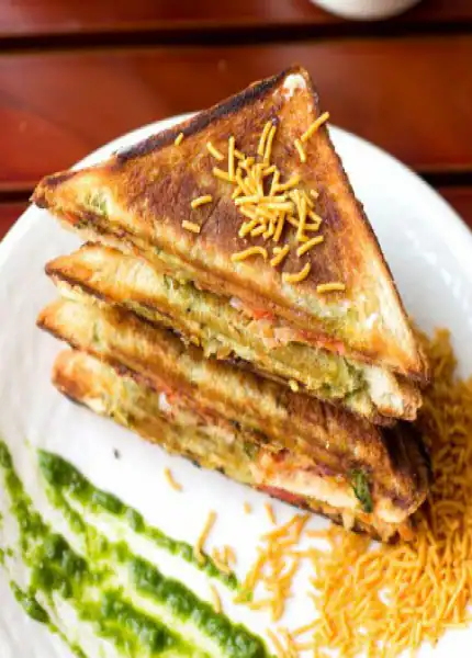 Spicy Aloo Sandwich