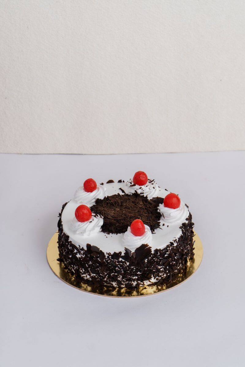 Bon Voyage cake 😉 #cake #bonvoyagecake #aurevoir #travelcake  #cakesofinstagram #themecakes #worldmapcake #hilonicakes #mumbai | Instagram