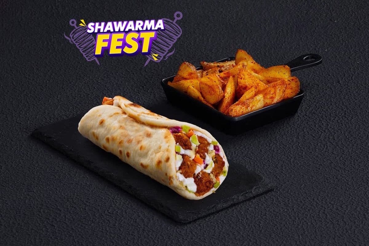 Pantastic Non-Veg Shawarma & Side Meal.