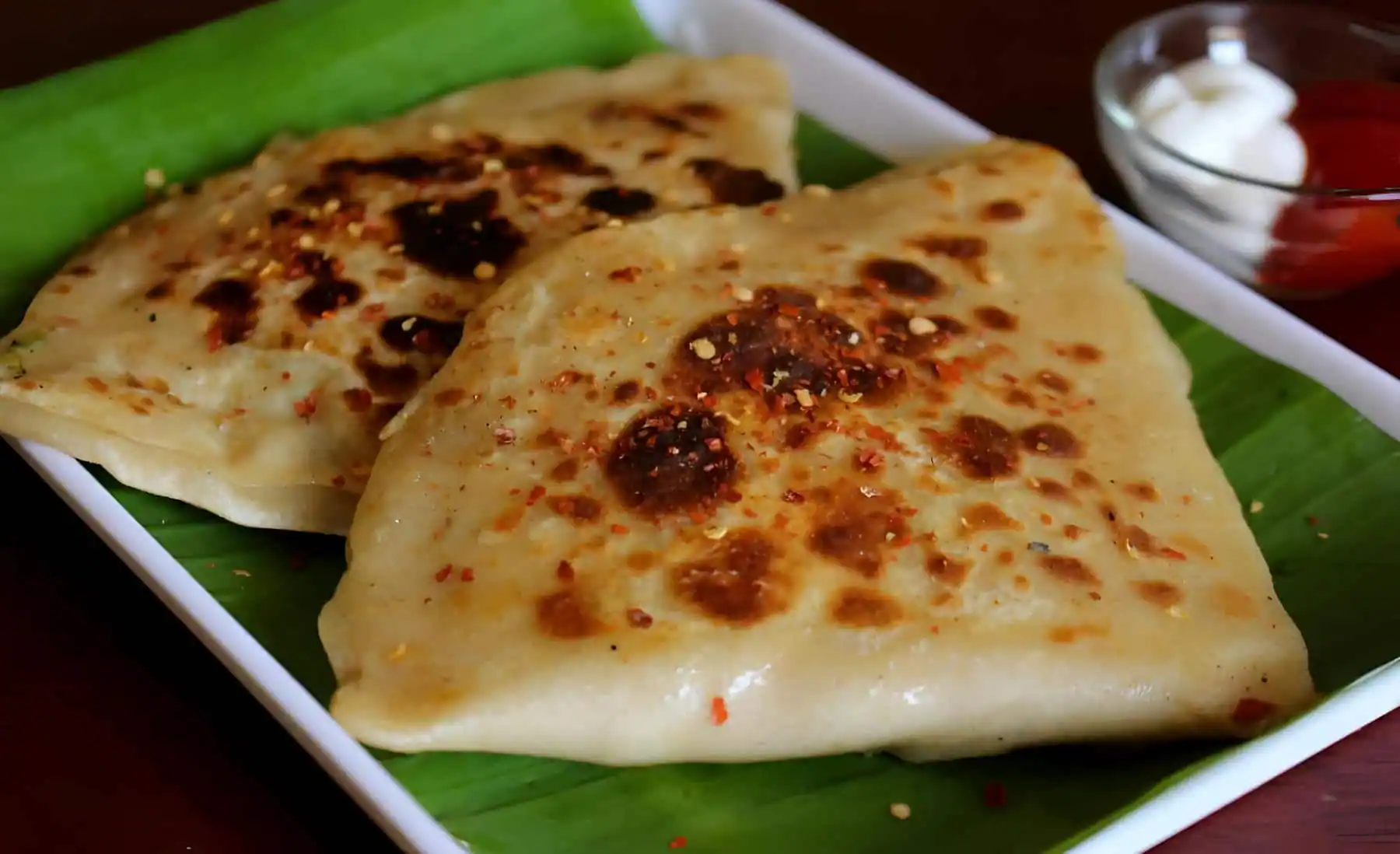 Garlic Lachha Cheese Paratha